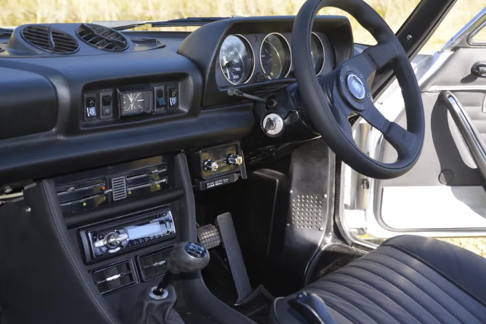1974 Peugeot 504 Coupé, R0023