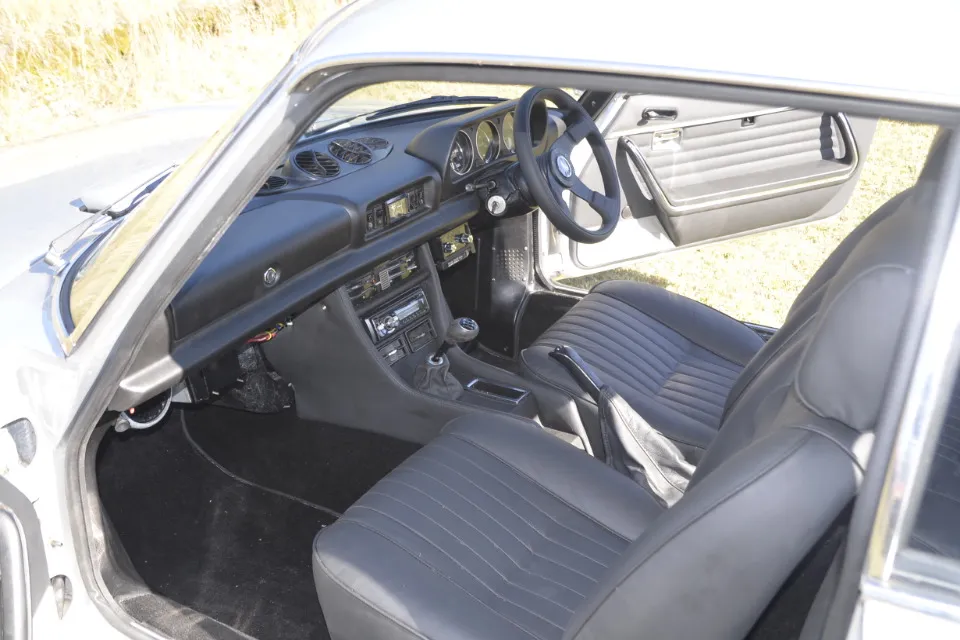 1974 Peugeot 504 Coupé, R0023